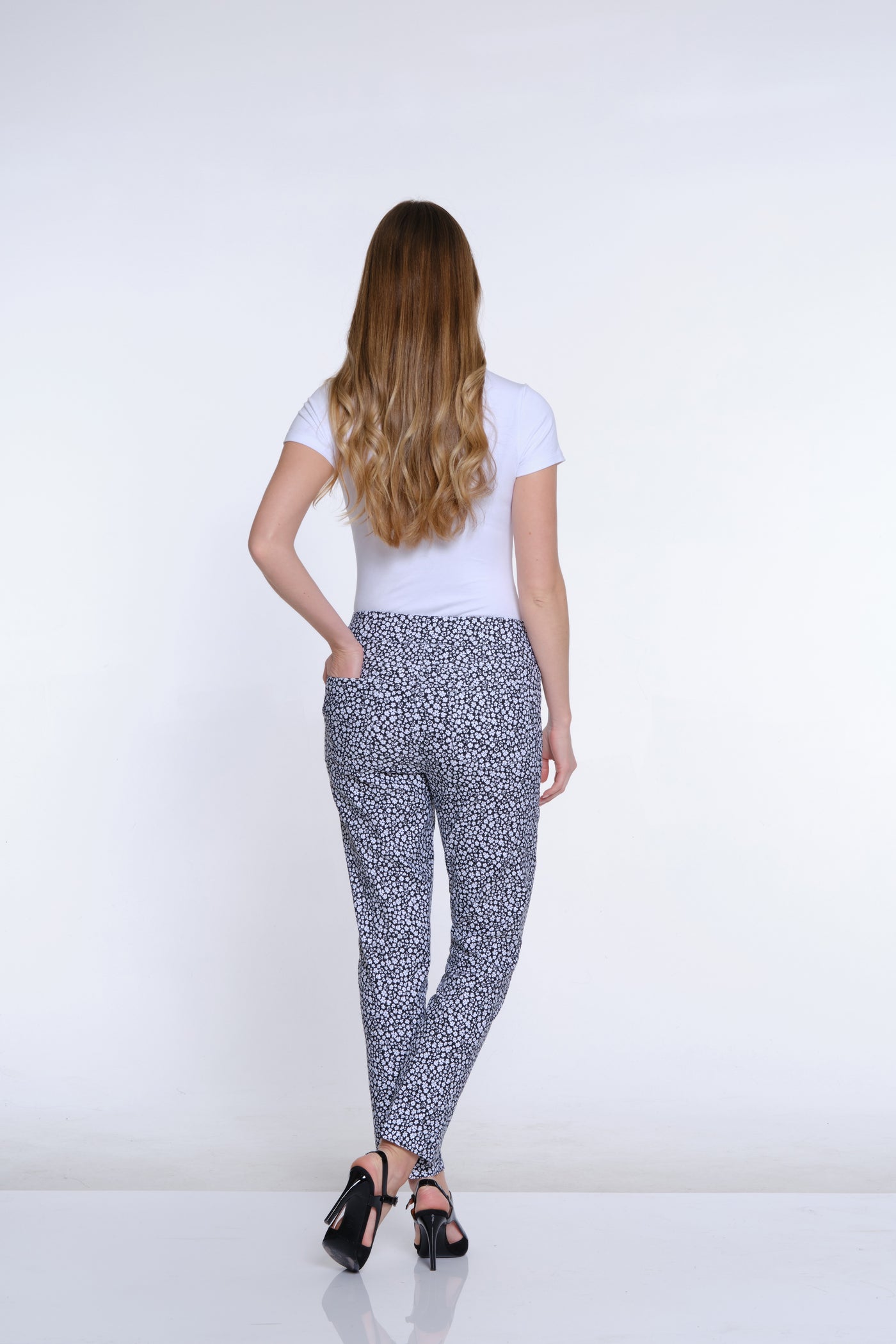 Print Fine Line Ankle Pant - Black/White Print