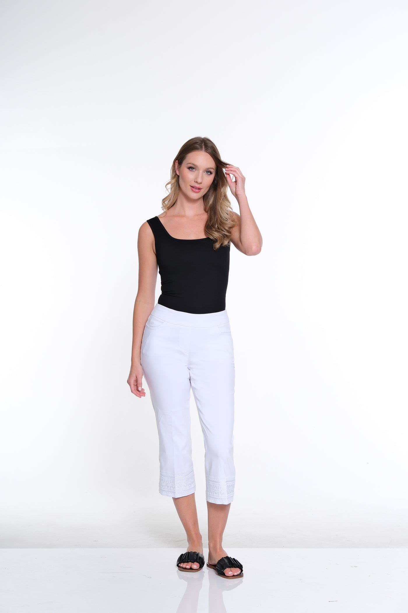 Embroidered Hem Crop Pant- White