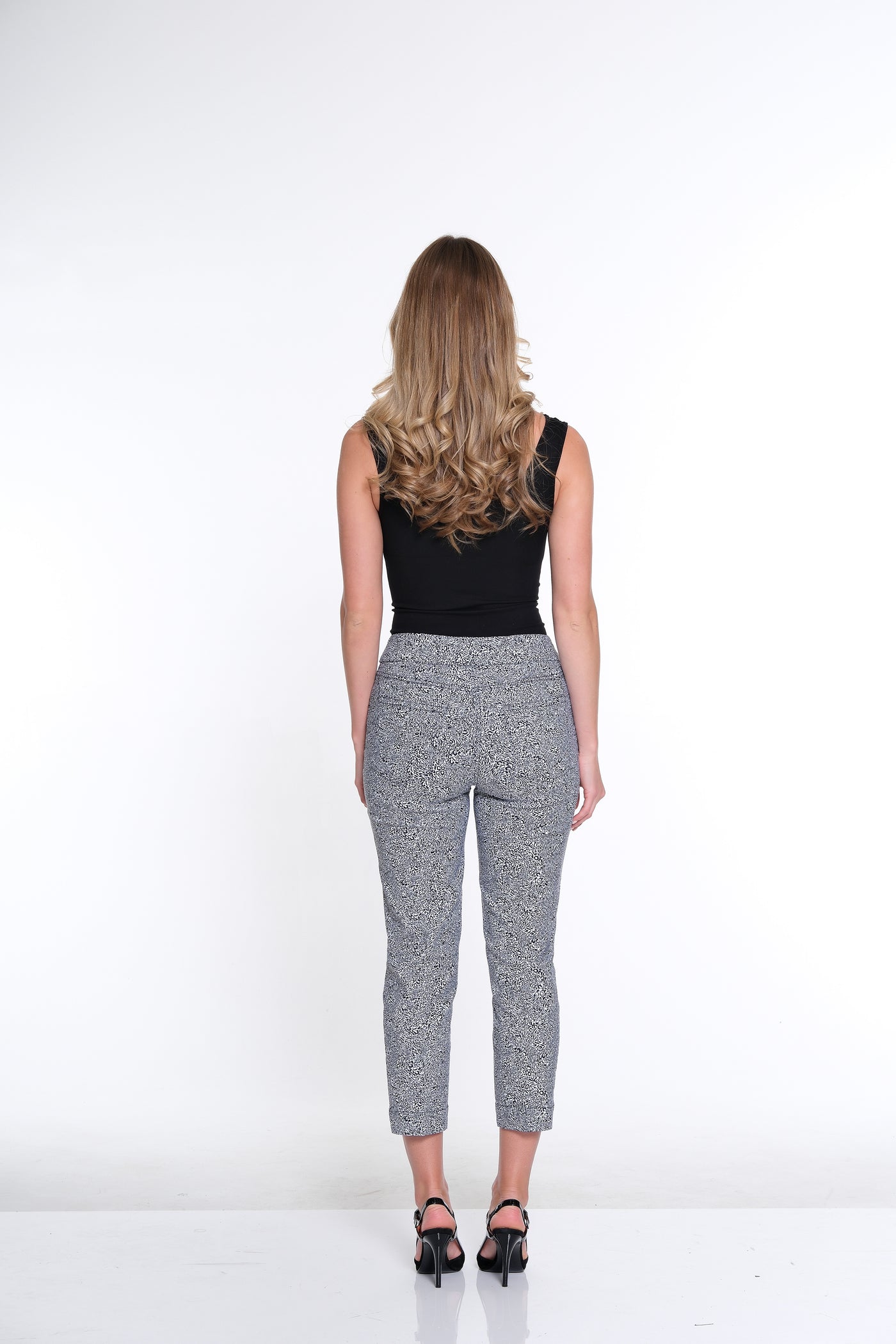 Print Crop Pant- Black Animal