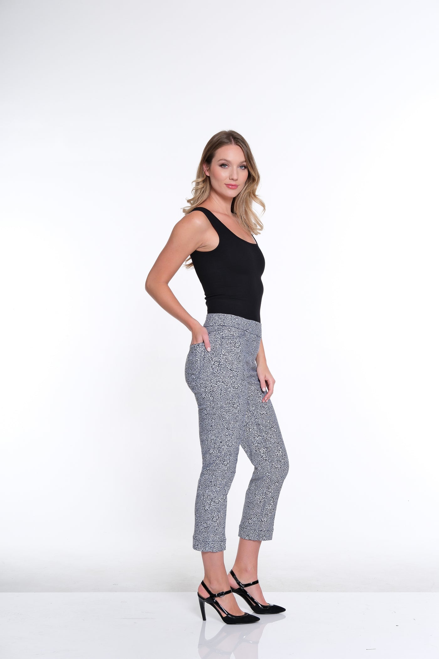 Print Crop Pant- Black Animal