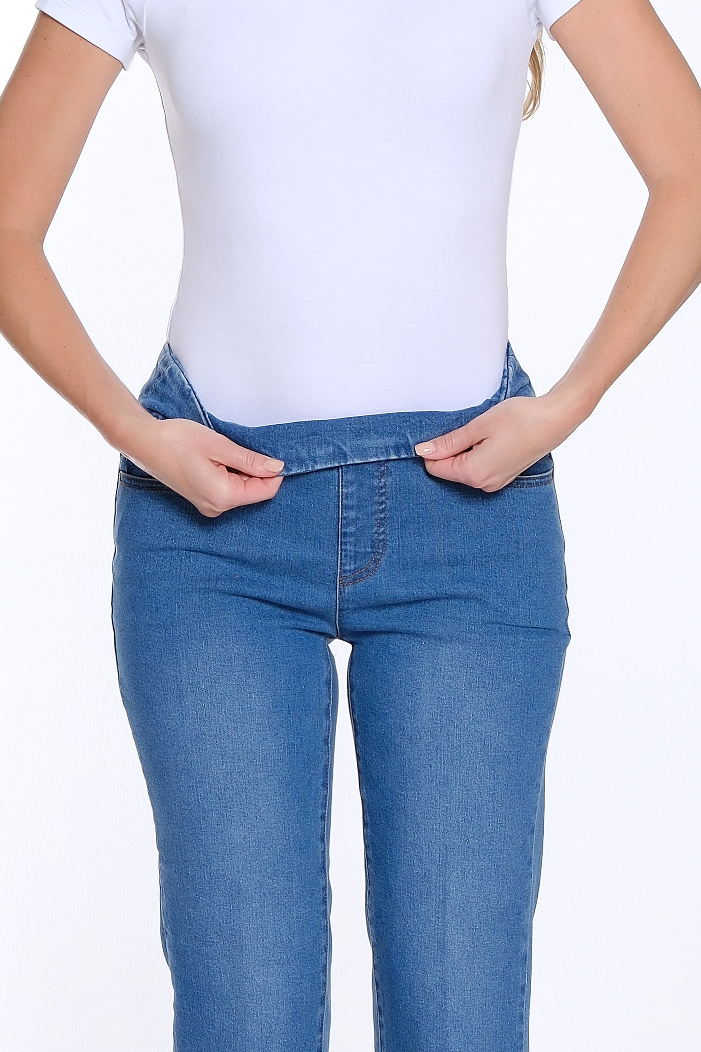 Solid Denim Relaxed Leg Ankle Jean - Medium Indigo