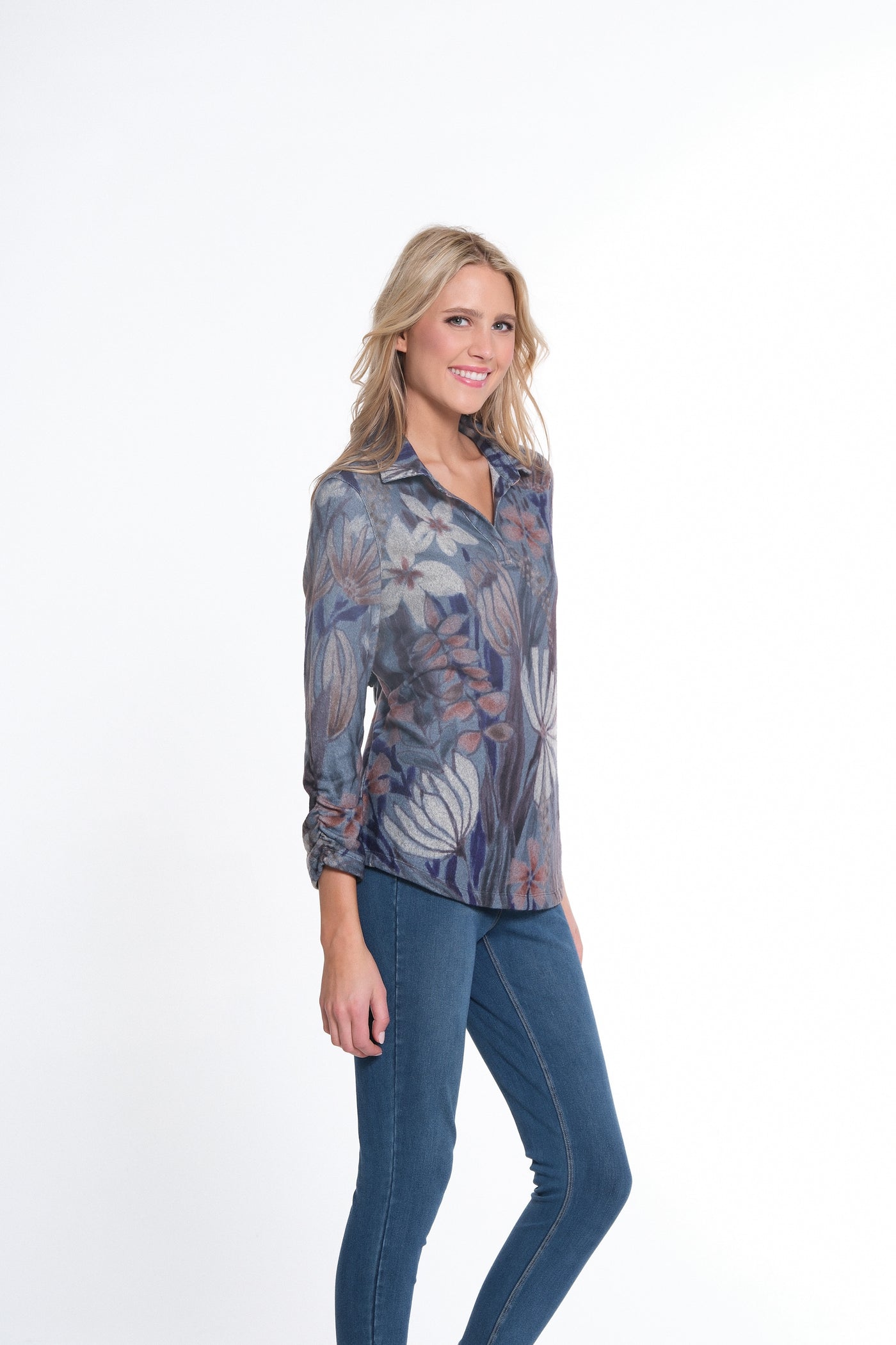 Double Bungee 3/4 Sleeve Johnny Collar P/O Top - Women's - Floral Multi