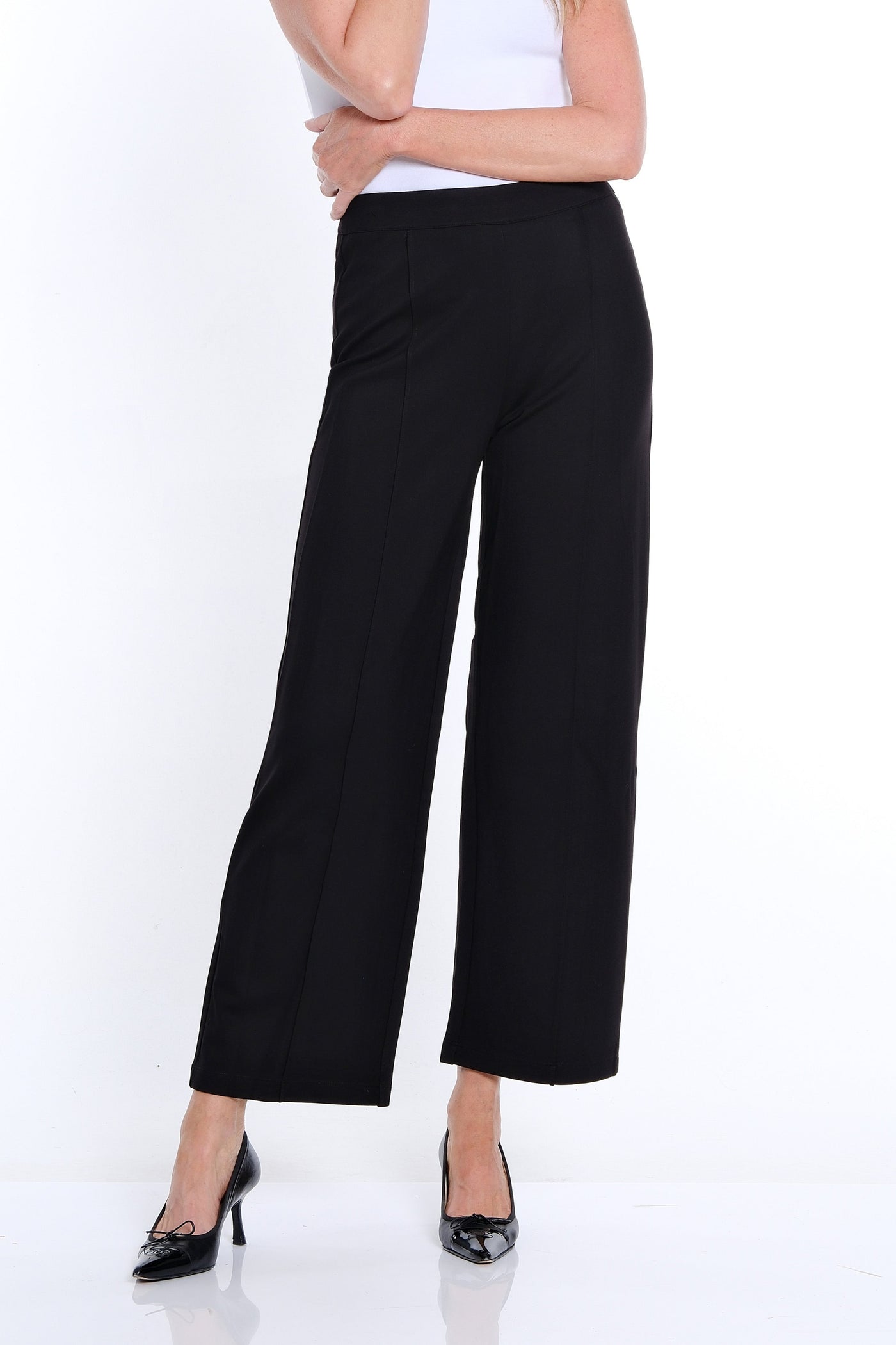 Pintuck Front Wide Leg Ponte Ankle Pant - Black