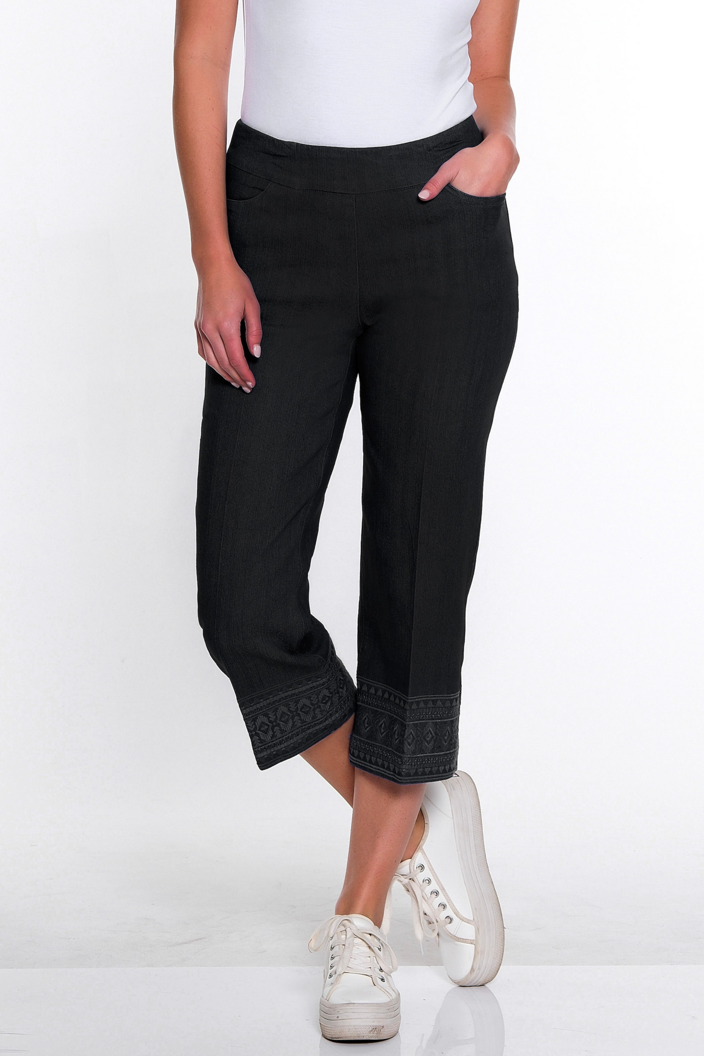 Embroidered Hem Crop Pant- Black