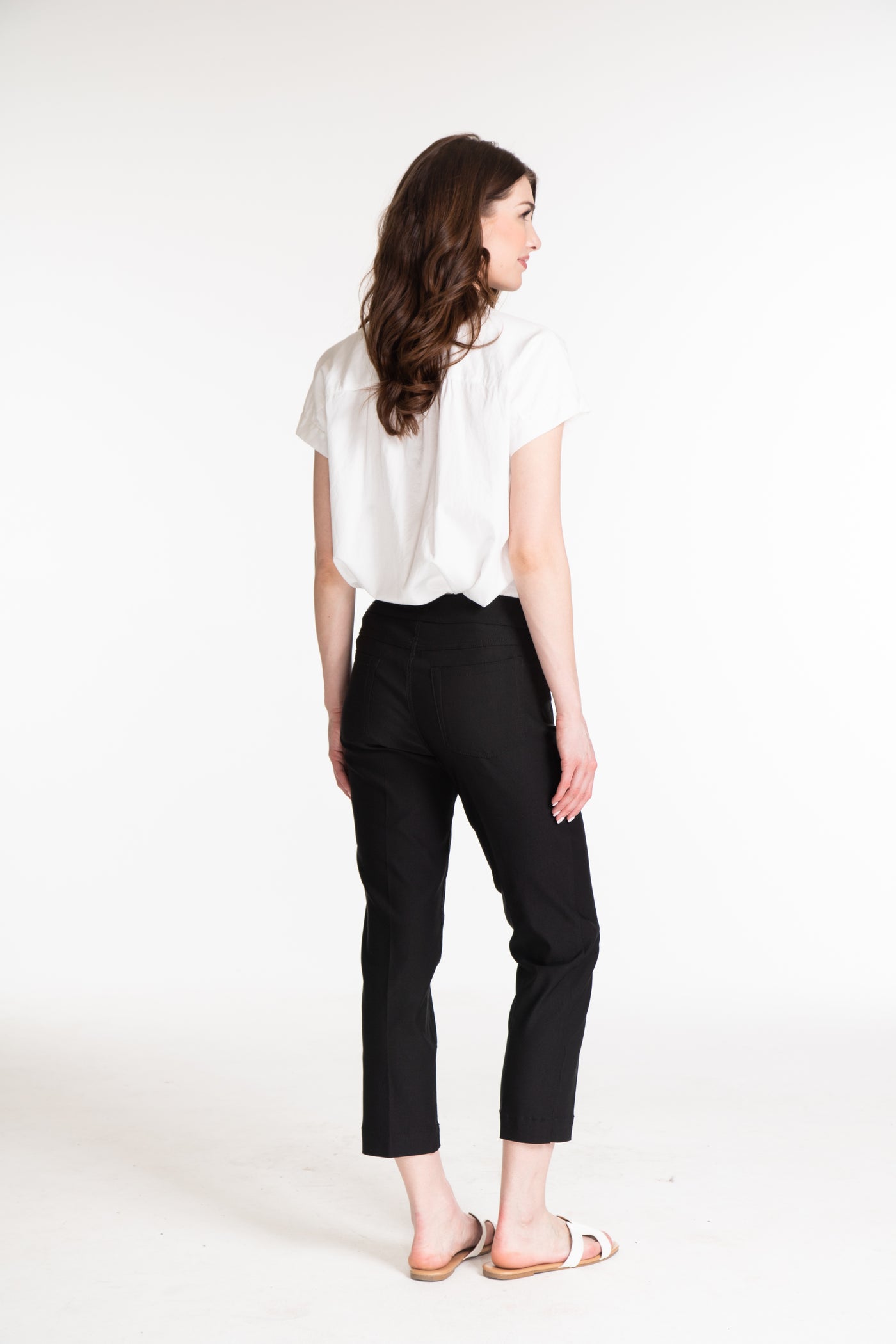Pull-On Crop Pant With Real Front & Back Pockets - Black