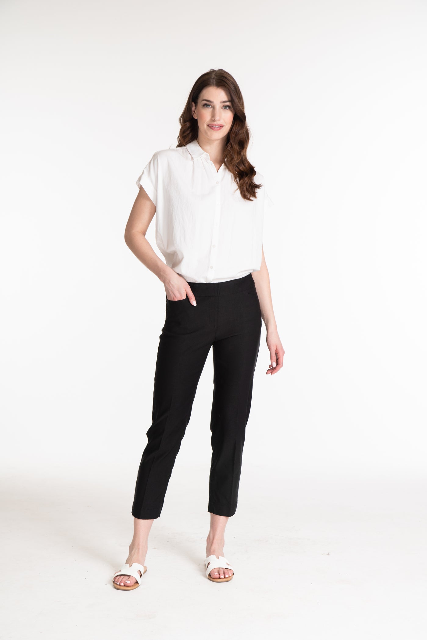 Pull-On Crop Pant With Real Front & Back Pockets - Black
