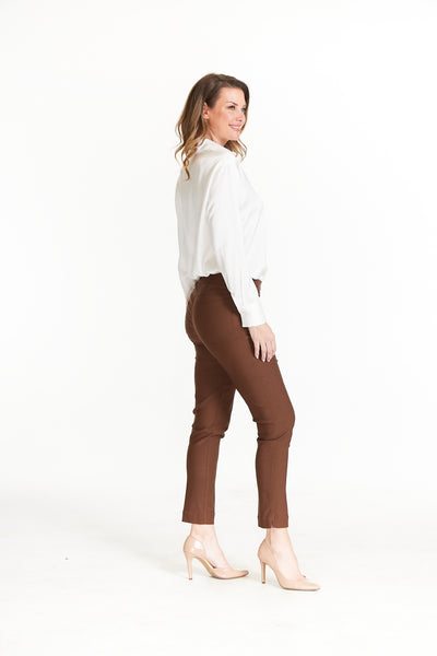 PULL-ON ANKLE PANT WITH REAL FRONT AND BACK POCKETS - Mocha