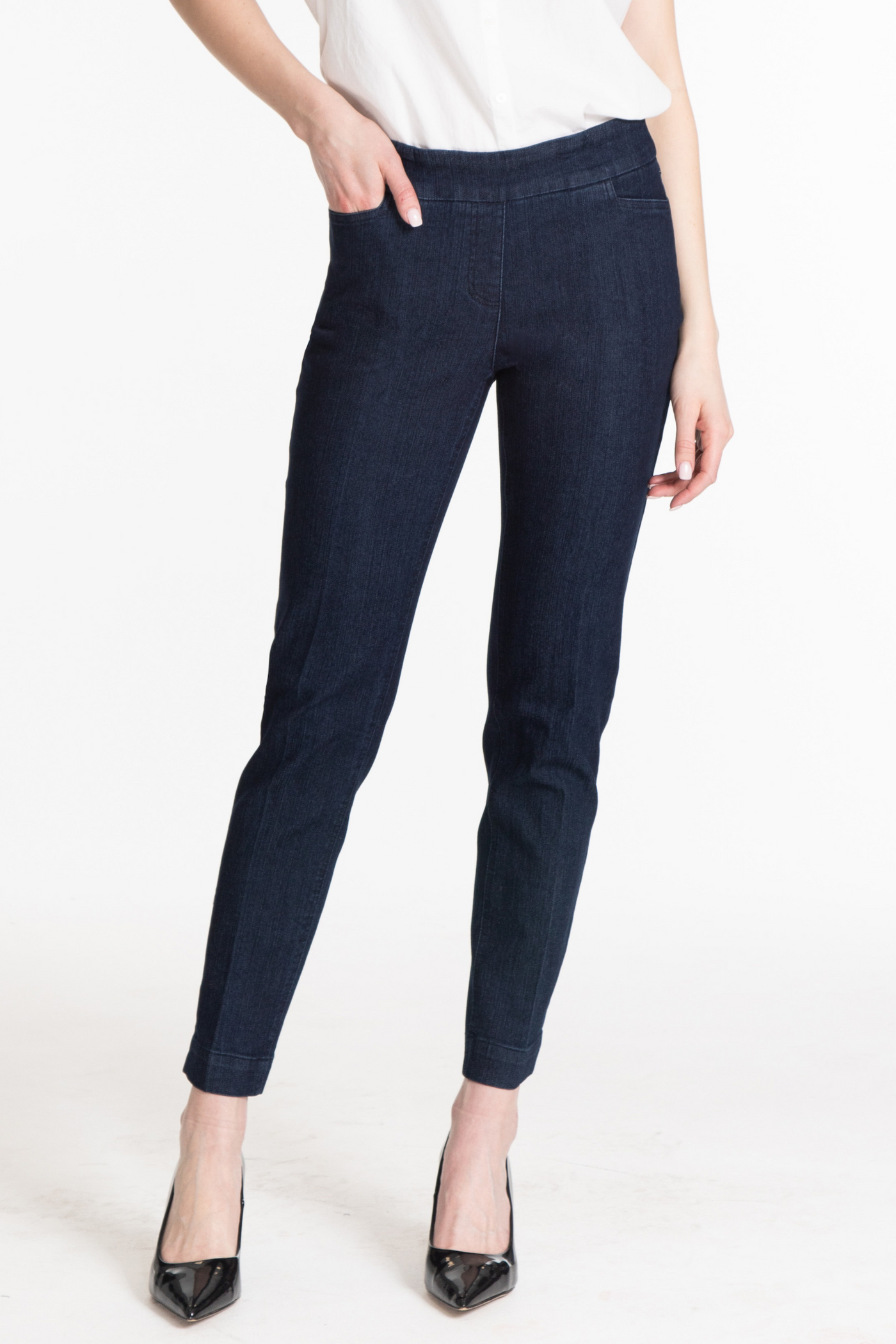 PULL-ON ANKLE PANT WITH REAL FRONT AND BACK POCKETS - Denim